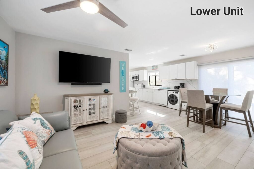 Sunset Rendezvous Beach Duplex – 17 Guests