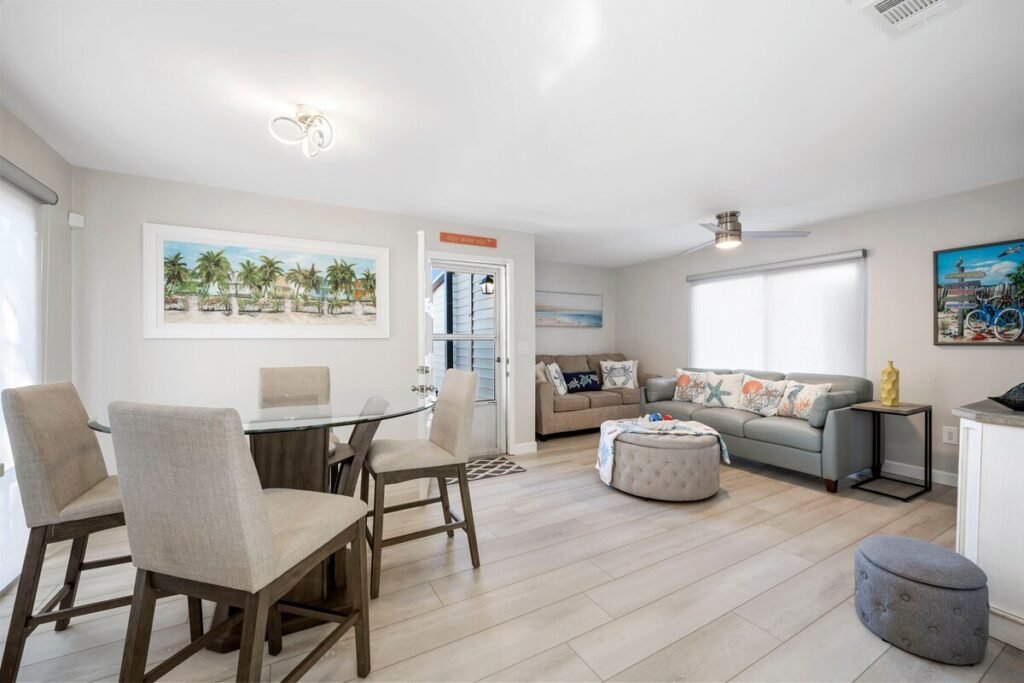 Sunset Rendezvous Beach Condo Lower Unit #141